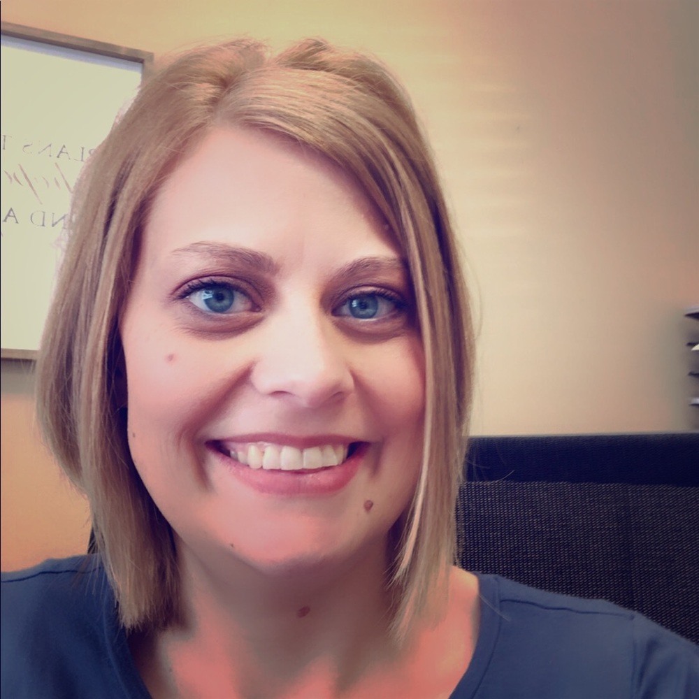 Meet your Posher, Jennifer